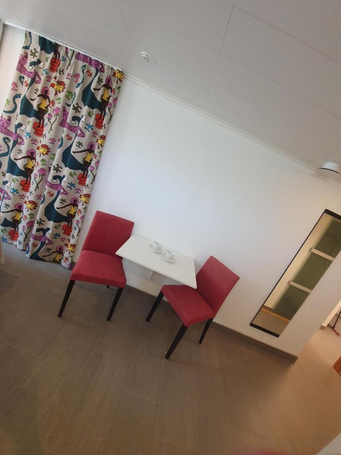 Byxelkrok, Solis Exteriör bild